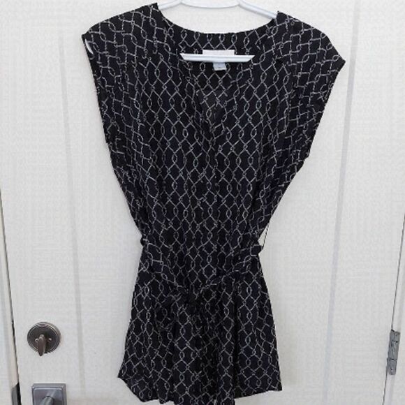 MOTHERHOOD Maternity Sleevless Blouse Size Small - Picture 1 of 6